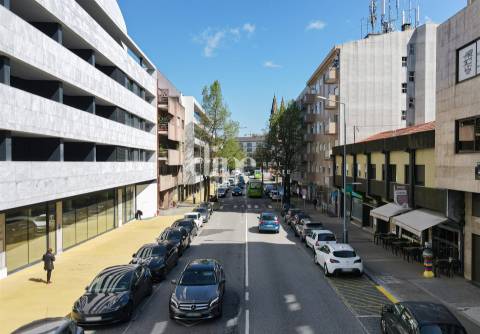 T1 no Couros Residences