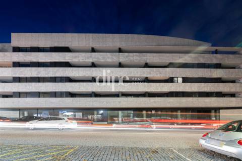 T1 no Couros Residences