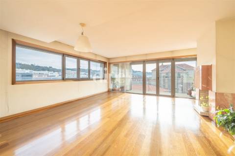 Apartamento T3 no Coração da Cidade