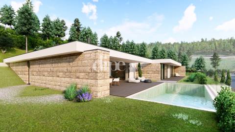 Terreno para construção de moradia térrea junto ao centro da Póvoa de Lanhoso