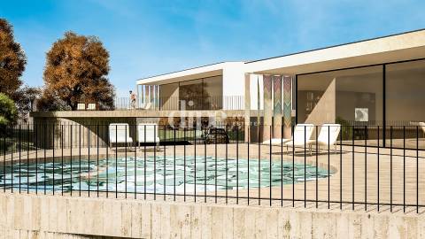 Deslumbrante moradia em construção com piscina e vistas desafogadas em Guimarães.