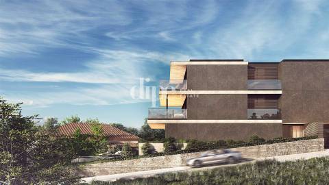 Apartamento T4 no condomínio privado Sublime