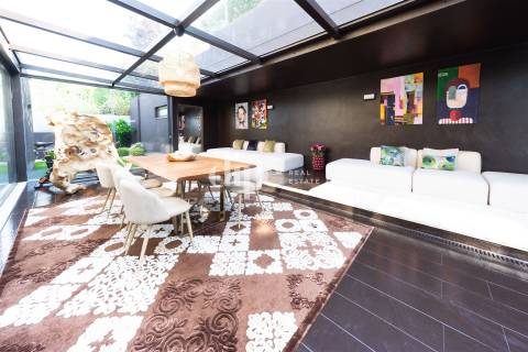 Fantástica moradia T3+1 com piscina e sala de inverno