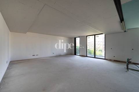 Apartamento T3 em fase final de construção no centro do Porto