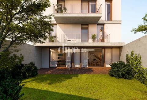 Apartamento T3 em fase final de construção no centro do Porto