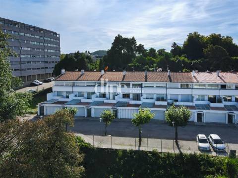 Moradia T3+1 no Coração de Guimarães