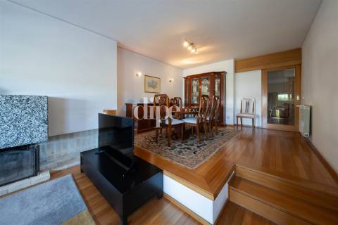 Moradia T3+1 no Coração de Guimarães