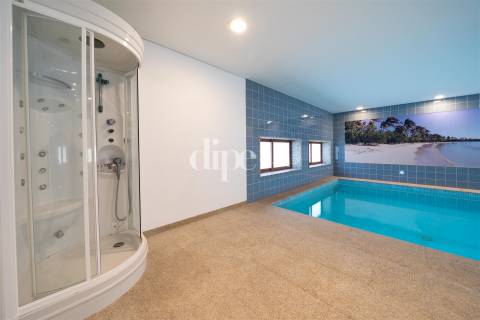 Luxuosa Quinta T4 inserida num terreno com 12.600m2