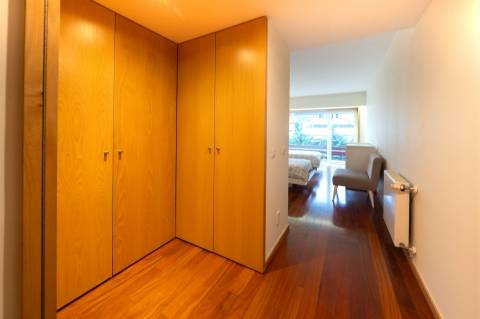 Apartamento T3 situado na Av. D. João IV