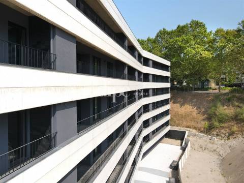 Apartamento T1 Venda em Candoso São Tiago e Mascotelos,Guimarães