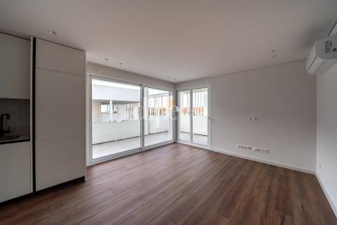 Apartamento T1 novo inserido no empreendimento Vila Flor Gallery