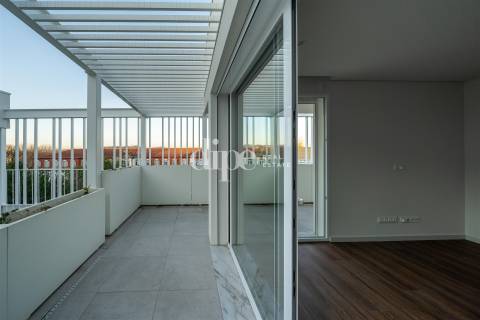 Apartamento T1 novo inserido no empreendimento Vila Flor Gallery