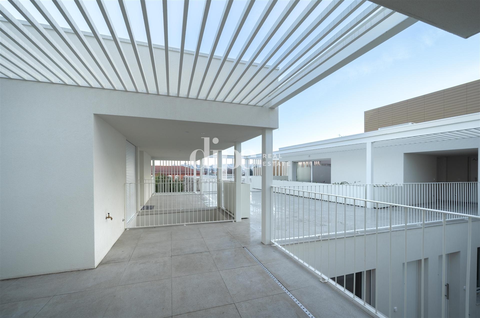 Apartamento T1 novo inserido no empreendimento Vila Flor Gallery