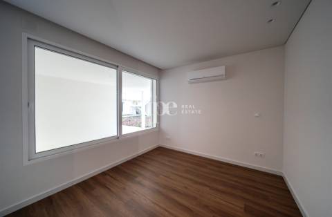Apartamento T1 novo inserido no empreendimento Vila Flor Gallery
