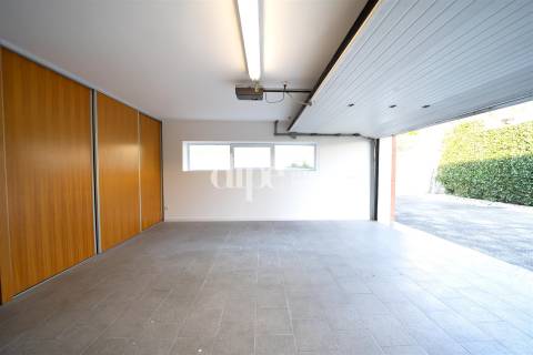 Luxuosa Moradia T4 com Piscina e Campo de ténis