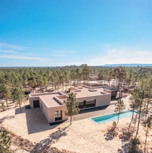 Luxuosa Moradia T4 inserida no empreendimento Melides Villas