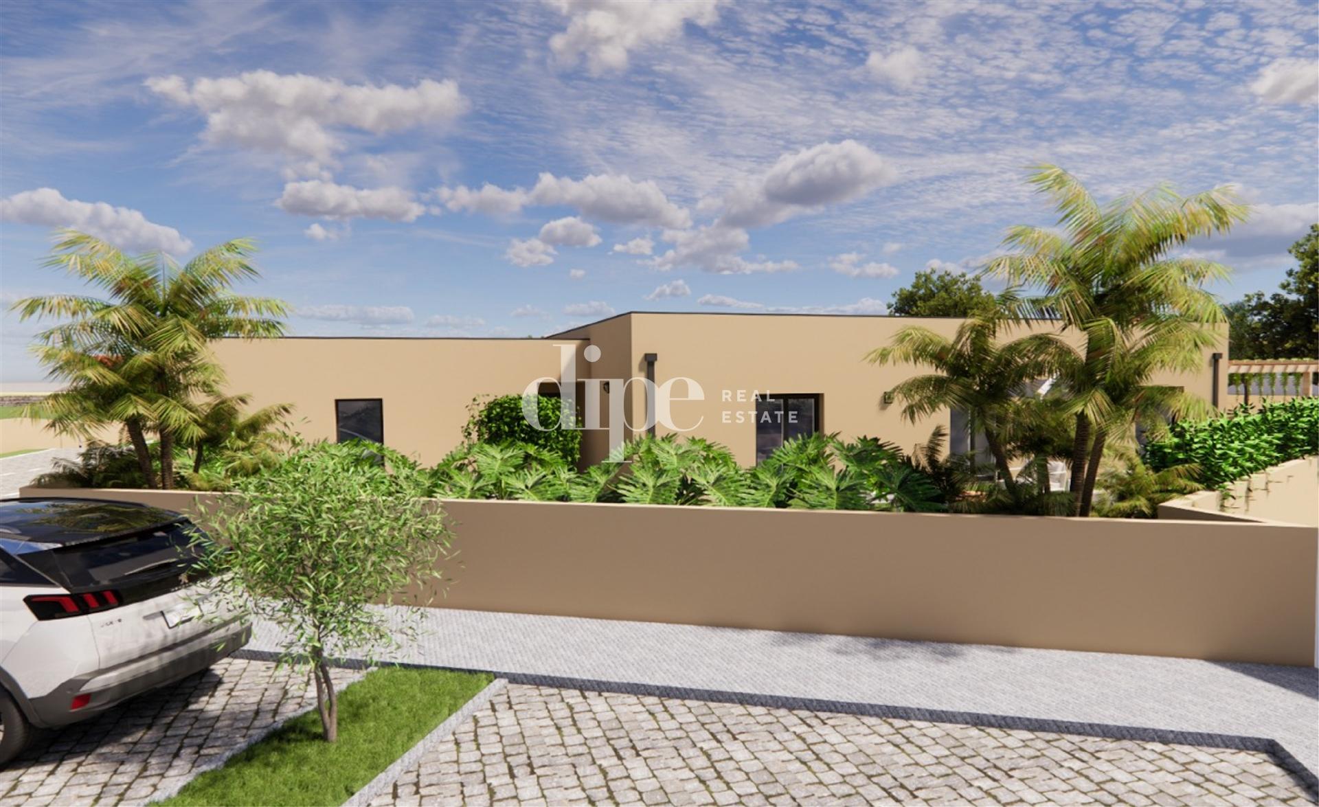 Moradia T3 em construção em Serzedelo