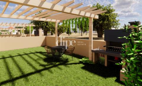 Moradia T3 em construção em Serzedelo