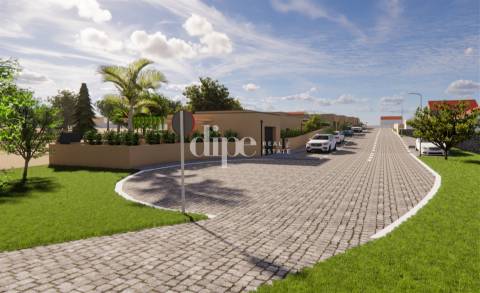 Moradia T3 em construção em Serzedelo