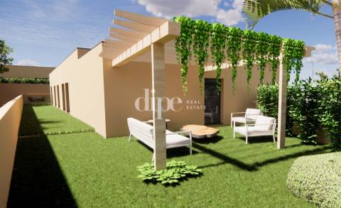 Moradia T3 em construção em Serzedelo