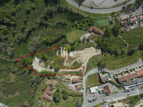 Lote de Terreno com vistas sobre o Parque da Cidade de Guimarães