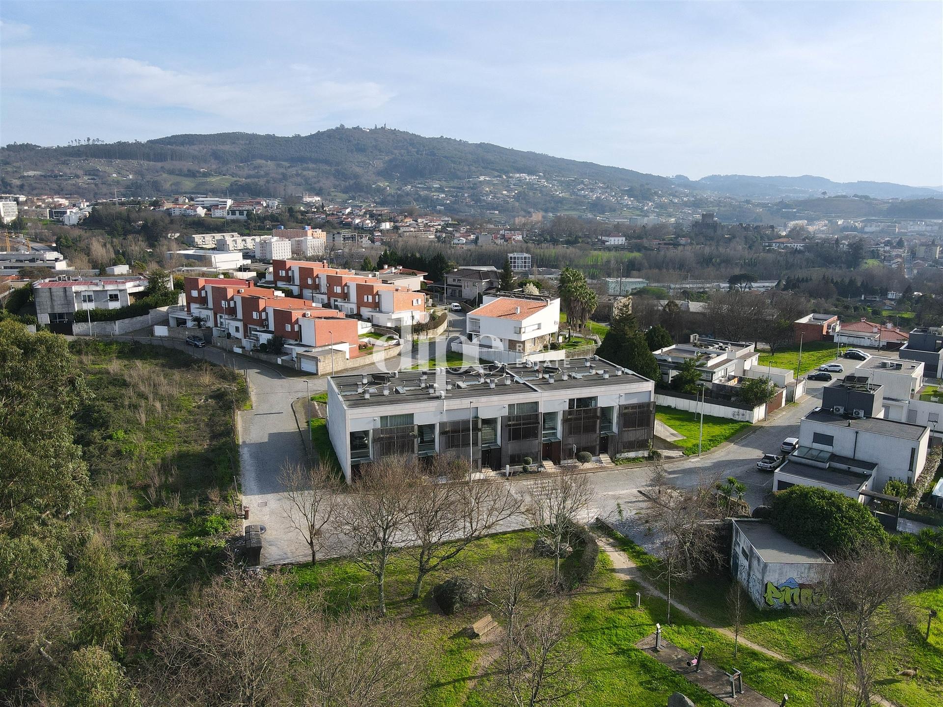 Fantástica Moradia T3 no centro da cidade de Guimarães