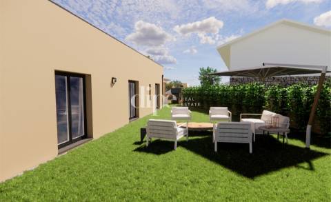 Moradia T3 em construção em Serzedelo