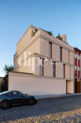 Apartamento T4 Duplex Recuado em fase final construção no centro da cidade do Porto