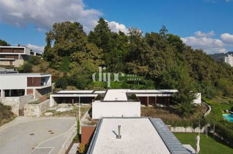 Moradia Térrea no Condominio privado