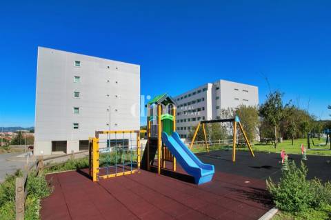 T4 para arrendamento no Portas do Condado