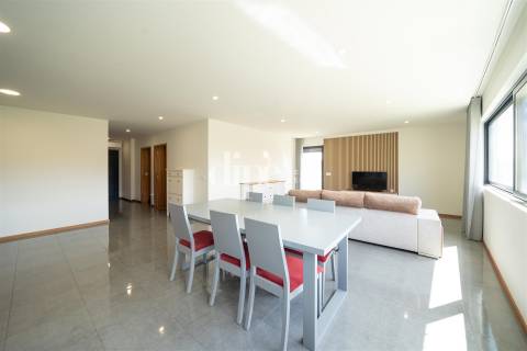 Excelente Apartamento T2 a apenas 12 minutos de Guimarães