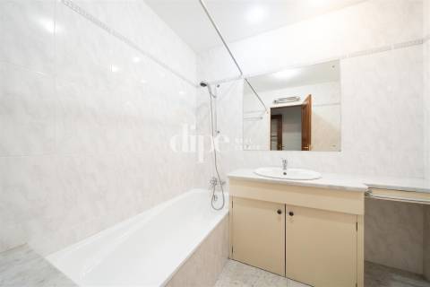 Arrendamento | Apartamento T3+1 na Av. São Gonçalo, no coração da cidade de Guimarães