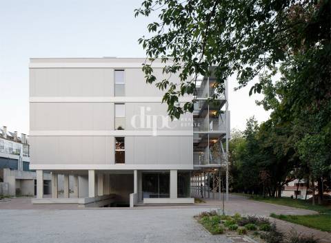 Apartamento T0, novo e pronto a habitar, junto da Universidade do Minho em Guimarães