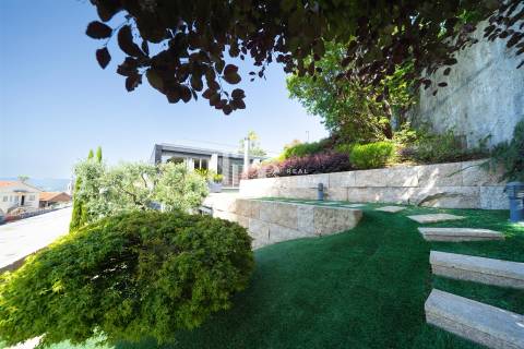 Luxuosa Moradia T3 com piscina, ginásio e jardins