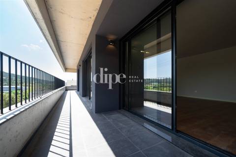 Apartamento T2 novo no centro da cidade