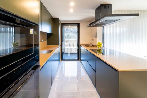 Apartamento T2 novo no centro da cidade