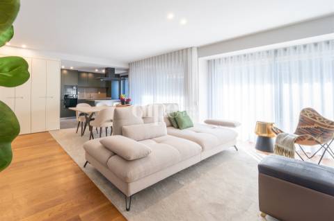 Apartamento T2 novo no centro da cidade