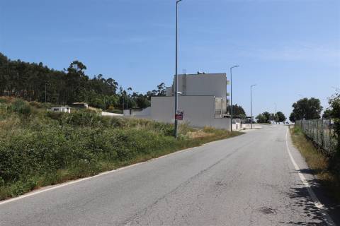 Lote de Terreno  Venda em Lustosa e Barrosas (Santo Estêvão),Lousada