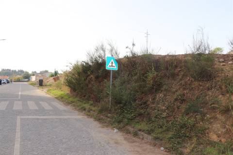 Lote de Terreno  Venda em Lustosa e Barrosas (Santo Estêvão),Lousada