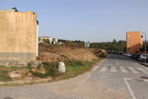 Lote de Terreno  Venda em Lustosa e Barrosas (Santo Estêvão),Lousada