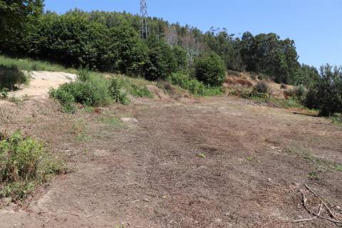 Lote de Terreno  Venda em Lustosa e Barrosas (Santo Estêvão),Lousada