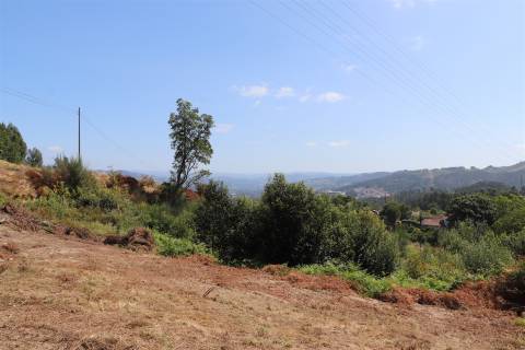 Lote de Terreno  Venda em Lustosa e Barrosas (Santo Estêvão),Lousada