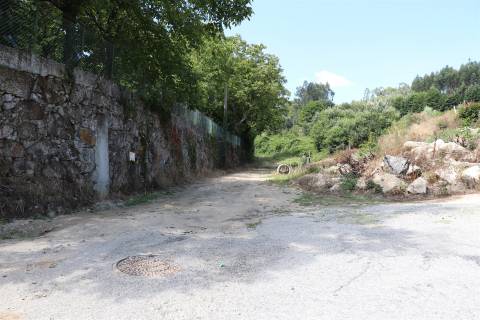 Lote de Terreno  Venda em Lustosa e Barrosas (Santo Estêvão),Lousada