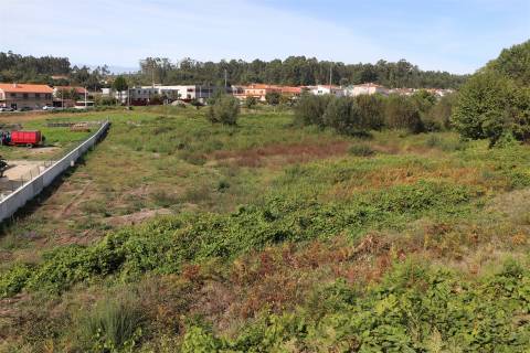 Terreno  Venda em Lustosa e Barrosas (Santo Estêvão),Lousada