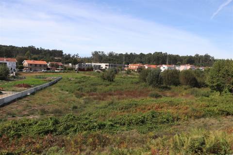 Terreno  Venda em Lustosa e Barrosas (Santo Estêvão),Lousada