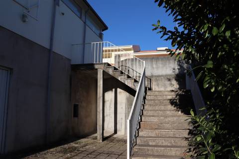 Armazém  Venda em Lustosa e Barrosas (Santo Estêvão),Lousada