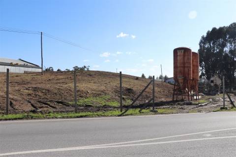 Lote de Terreno  Venda em Lustosa e Barrosas (Santo Estêvão),Lousada