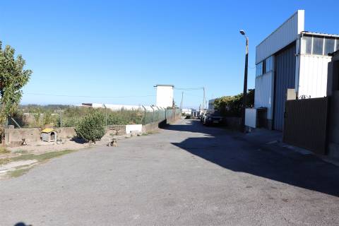 Lote de Terreno  Venda em Lustosa e Barrosas (Santo Estêvão),Lousada