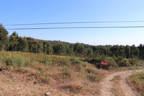 Lote de Terreno  Venda em Lustosa e Barrosas (Santo Estêvão),Lousada