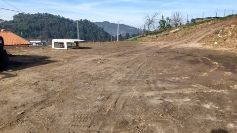Lote de Terreno  Venda em Lustosa e Barrosas (Santo Estêvão),Lousada